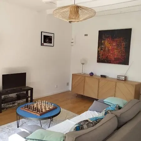 Дом отдыха Maison Confortable Avec Jardin A *