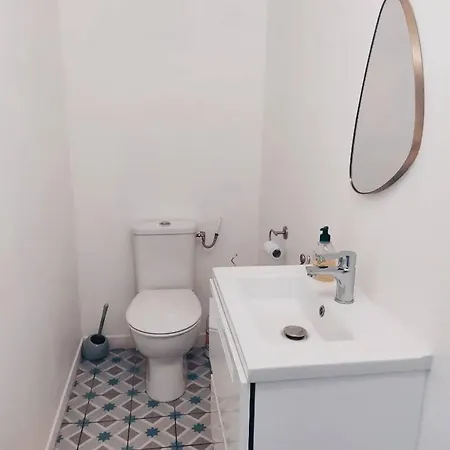 Maison Confortable Avec Jardin A *